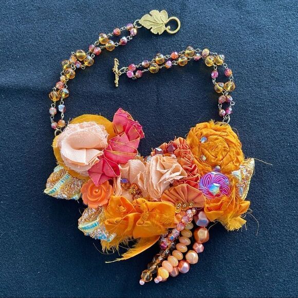 OOAK handmade silk fabric necklace. J0025 - Picture 1 of 8